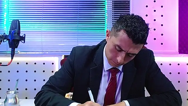 Darko0717 online show from April 20, 2:31 pm