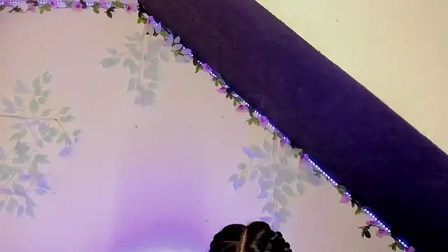 Cata green online show from January 13, 11:49 pm