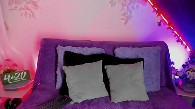 Cata green online show from January 28, 9:40 pm