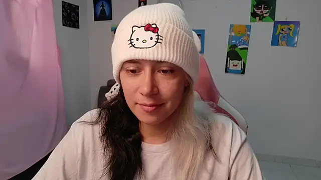 MommyMiaWs online show from February 17, 1:29 pm