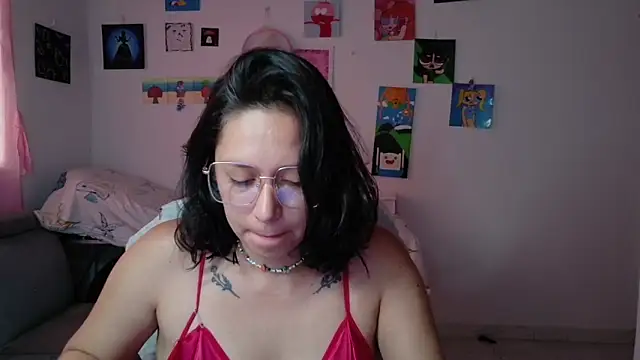 MommyMiaWs online show from June 24, 2:27 pm