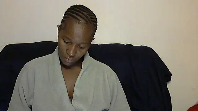 sluttylaura21 online show from March 22, 3:20 am