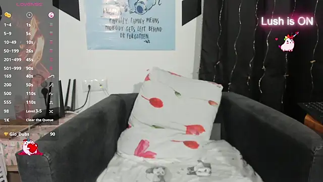 alexysgray online show from April 18, 7:07 pm