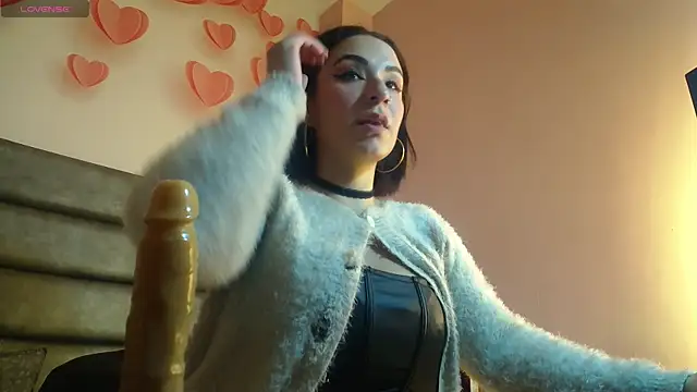 Snapshot of samanthaanderson_ chatting on January 8, 9:23 pm samanthaanderson  online show from January 8, 9:23 pm