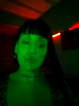 estefyzapata online show from March 11, 12:49 am