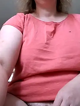 xxSexyBushLinnxx online show from May 7, 10:20 am