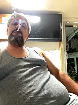 tank32s online show from September 19, 7:21 am