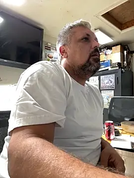 tank32s online show from October 9, 3:10 pm