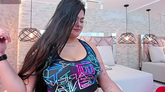 im mou  online show from February 17, 4:04 pm