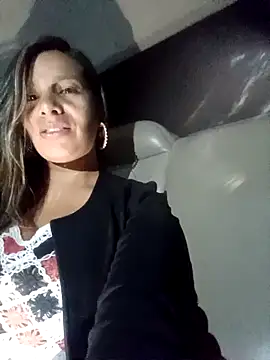 Snapshot of karinadiaz69 chatting on December 16, 11:39 pm karinadiaz69 online show from December 16, 11:39 pm