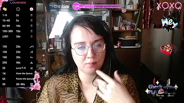 LeonaHarrison online show from February 18, 4:26 am