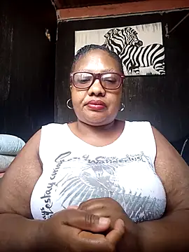 Snapshot of YELLOW_BONE chatting on March 10, 8:59 am YELLOW BONE online show from March 10, 8:59 am