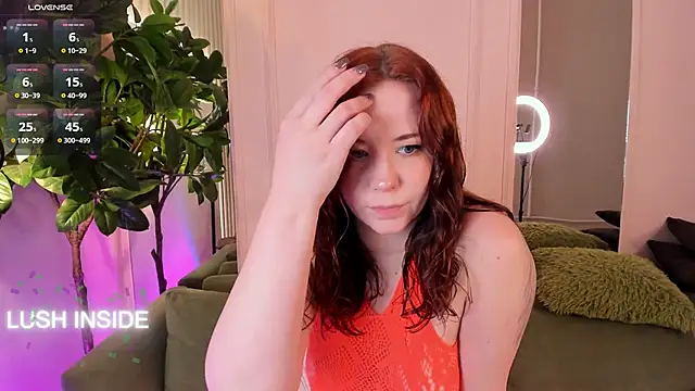 Pretty Alison online show from April 23, 1:57 pm