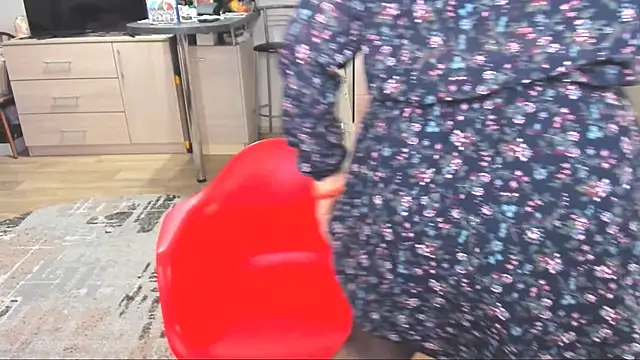 Tina Joness online show from January 10, 7:00 pm