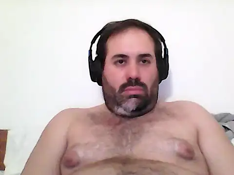 Snapshot of The_Masterxxx14 chatting on May 1, 9:41 pm The Masterxxx14 online show from May 1, 9:41 pm