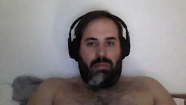 Snapshot of The_Masterxxx14 chatting on May 18, 2:34 pm The Masterxxx14 online show from May 18, 2:34 pm