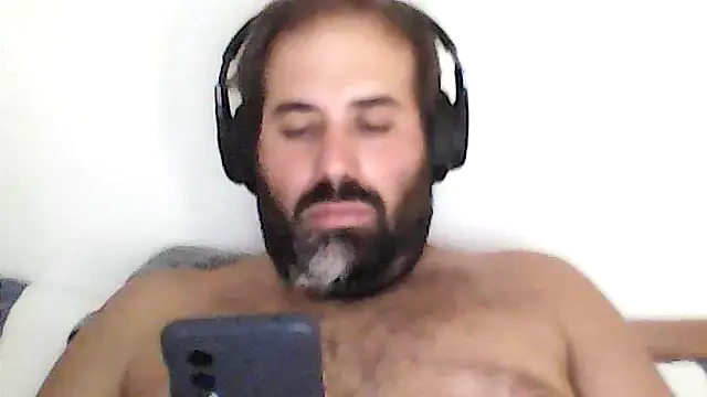 Snapshot of The_Masterxxx14 chatting on July 16, 2:23 pm The Masterxxx14 online show from July 16, 2:23 pm