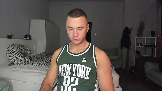 paulblack21 online show from November 21, 7:56 pm