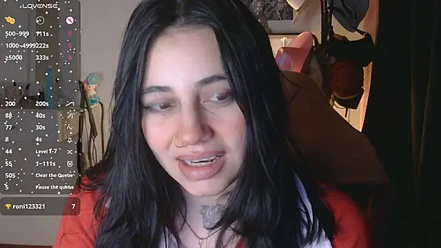 Snapshot of val_bardot chatting on June 13, 2:09 am val bardot online show from June 13, 2:09 am