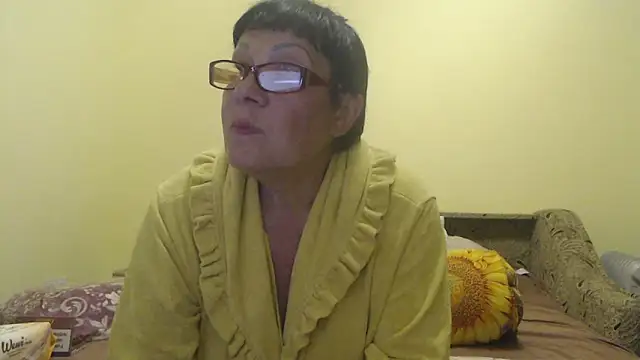 Snapshot of Sandra_Carina chatting on June 4, 9:32 pm Sandra Carina online show from June 4, 9:32 pm