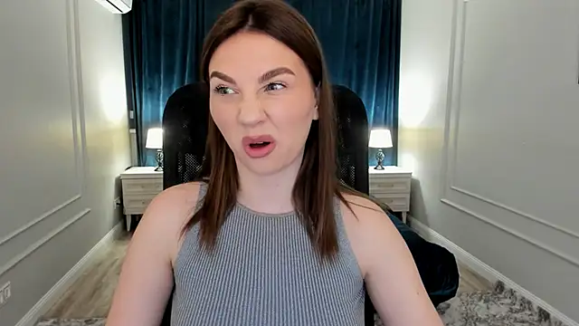 GracefulLook online show from February 22, 3:34 am