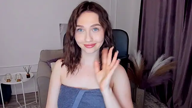 GracefulLook online show from March 11, 5:24 pm