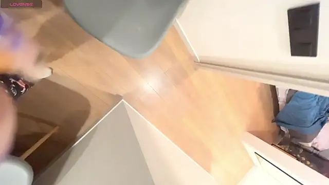 sabrinasmith23 online show from April 24, 6:32 pm