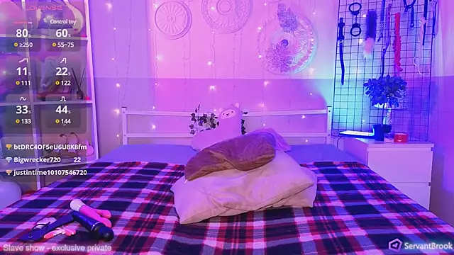 ServantBrook online show from February 20, 9:11 am