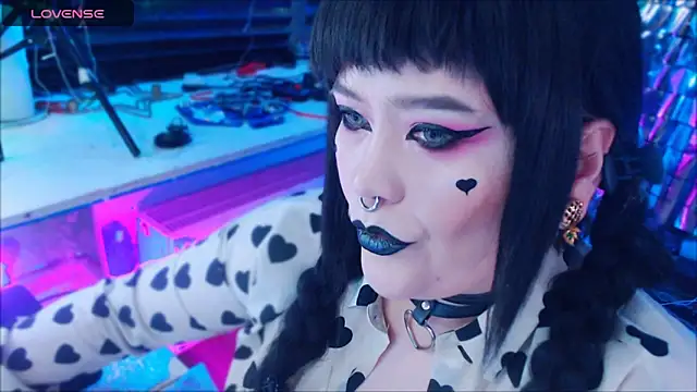 Snapshot of wickedxqueen chatting on January 31, 5:30 am wickedxqueen online show from January 31, 5:30 am