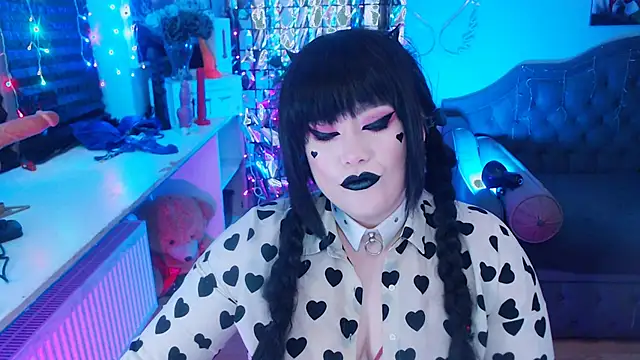 Snapshot of wickedxqueen chatting on February 5, 9:40 pm wickedxqueen online show from February 5, 9:40 pm