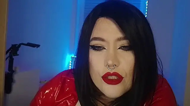 Snapshot of wickedxqueen chatting on November 9, 9:35 pm wickedxqueen online show from November 9, 9:35 pm