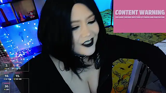 Snapshot of wickedxqueen chatting on April 18, 10:21 pm wickedxqueen online show from April 18, 10:21 pm