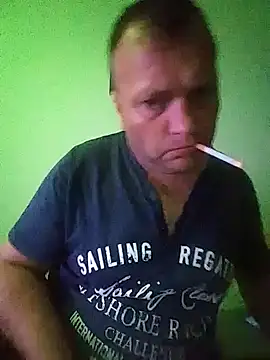 Snapshot of Bury0117 chatting on September 28, 6:13 pm Bury0117 online show from September 28, 6:13 pm