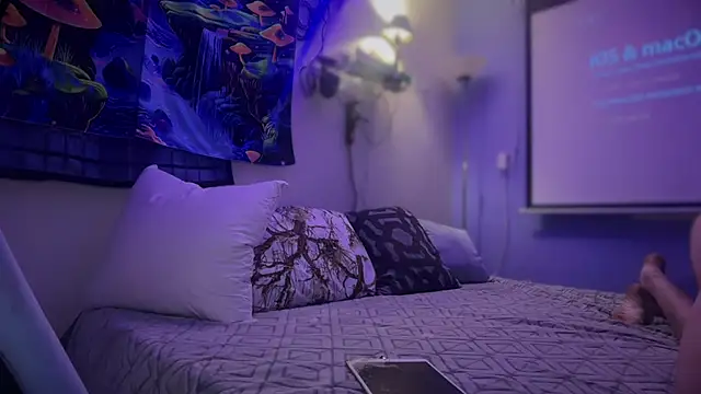 Snapshot of Fr4nk1eFFuxxx chatting on March 9, 8:51 am Fr4nk1eFFuxxx online show from March 9, 8:51 am