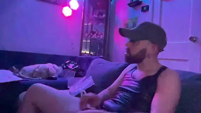 Snapshot of Fr4nk1eFFuxxx chatting on September 14, 5:17 am Fr4nk1eFFuxxx online show from September 14, 5:17 am