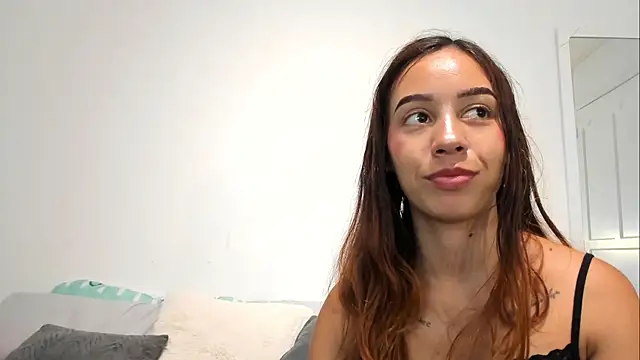 Estrella Duran online show from March 17, 10:17 pm