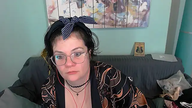 EverlyRays online show from October 2, 12:34 pm