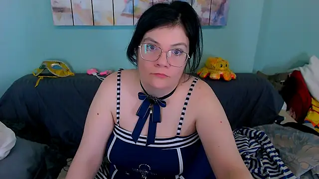 EverlyRays online show from April 18, 8:29 am