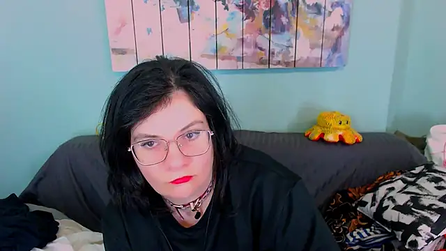 EverlyRays online show from April 19, 6:10 pm