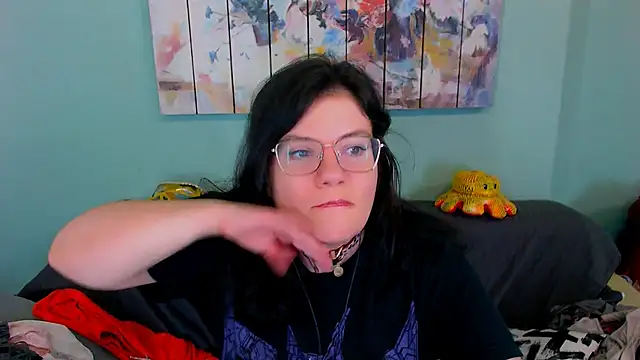 EverlyRays online show from April 22, 7:26 pm