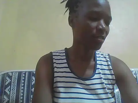 Smillie prety online show from April 19, 8:02 am