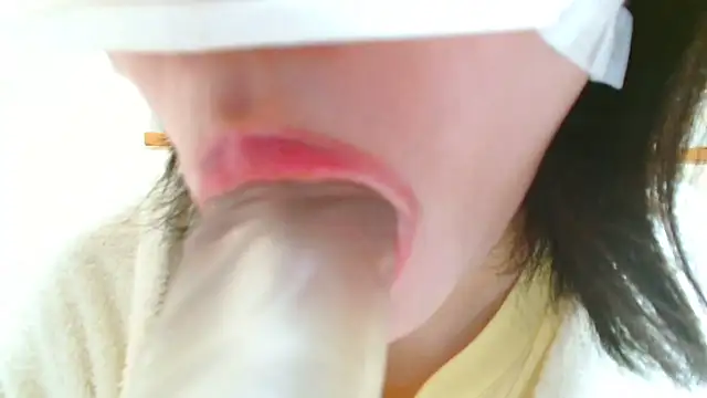 liliyRiSAcha-n online show from April 4, 9:40 am