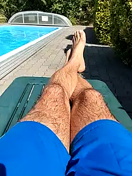 Snapshot of cum_spring chatting on July 28, 9:04 am cum spring online show from July 28, 9:04 am