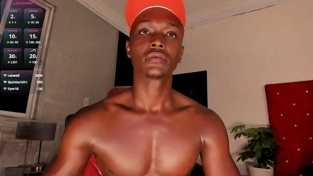 Snapshot of DannSmmith chatting on January 6, 9:08 am DannSmmith online show from January 6, 9:08 am