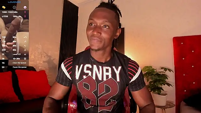 Snapshot of DannSmmith chatting on March 17, 2:23 pm DannSmmith online show from March 17, 2:23 pm