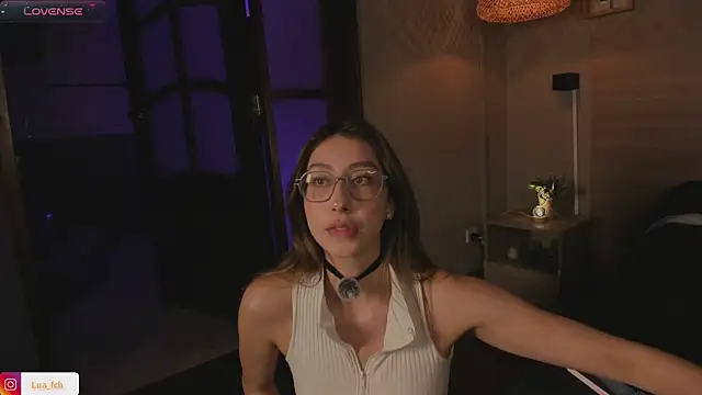 Snapshot of lua_ferch__ chatting on March 11, 4:51 pm lua ferch online show from March 11, 4:51 pm