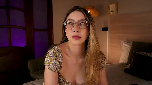 Snapshot of lua_ferch__ chatting on November 5, 1:22 pm lua ferch online show from November 5, 1:22 pm