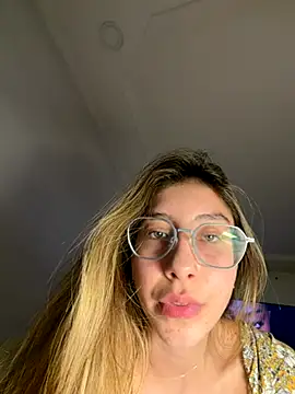 Snapshot of lua_ferch__ chatting on November 23, 6:30 pm lua ferch online show from November 23, 6:30 pm