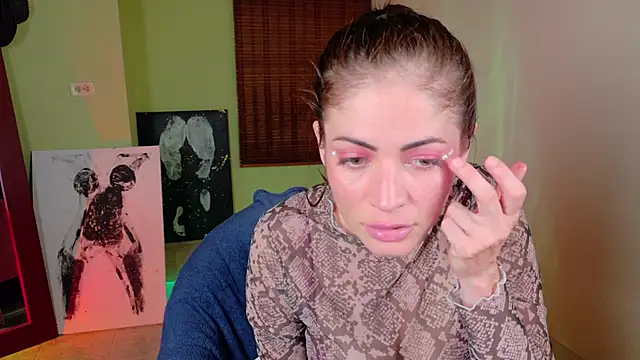 Snapshot of Emma__Blanco chatting on March 2, 8:37 pm Emma Blanco online show from March 2, 8:37 pm