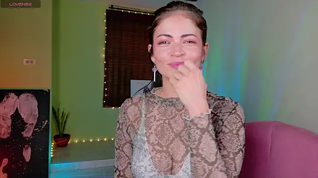 Emma  Blanco online show from June 10, 3:11 pm